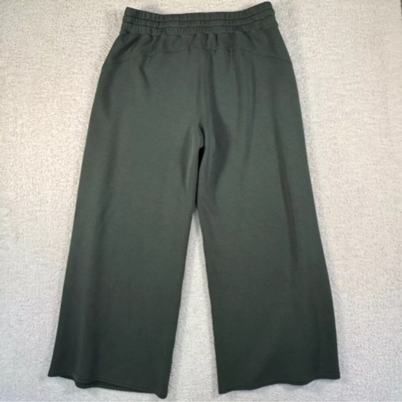 SPANX Air Essentials Wide Legs Pant 2XL Green - Picture 2 of 10